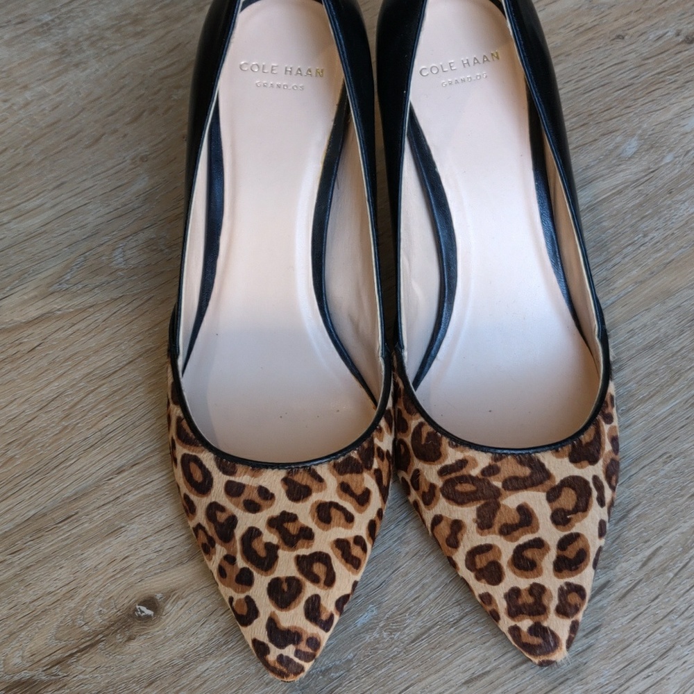 Cole haan textute block leopard heels